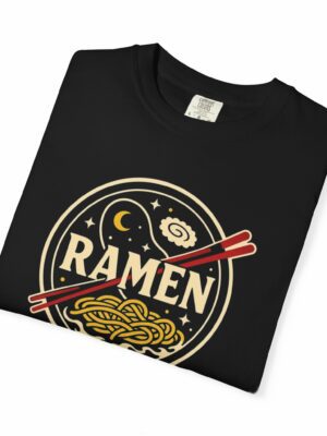Space Ramen Noodle Lover Alien Retro Graphic Tee
