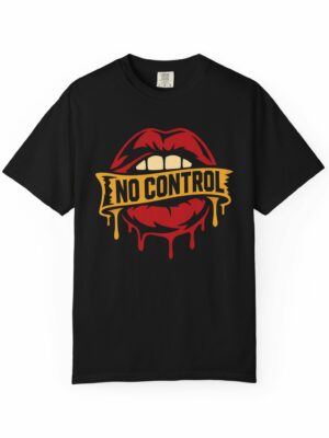 No Control Pop Art Lips Graphic Tee
