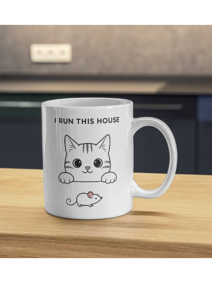 I Run This House – Cute Cat Mug