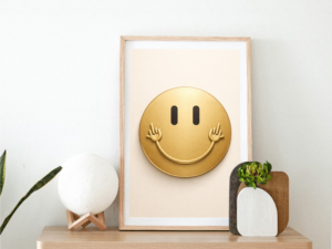 Minimalist Gold Smiley Wall Art Print – Modern Positive Energy Artwork for Stylish Interiors
